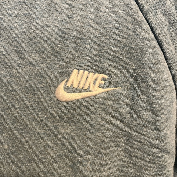 Nike sweater women’s - Picture 2 of 2